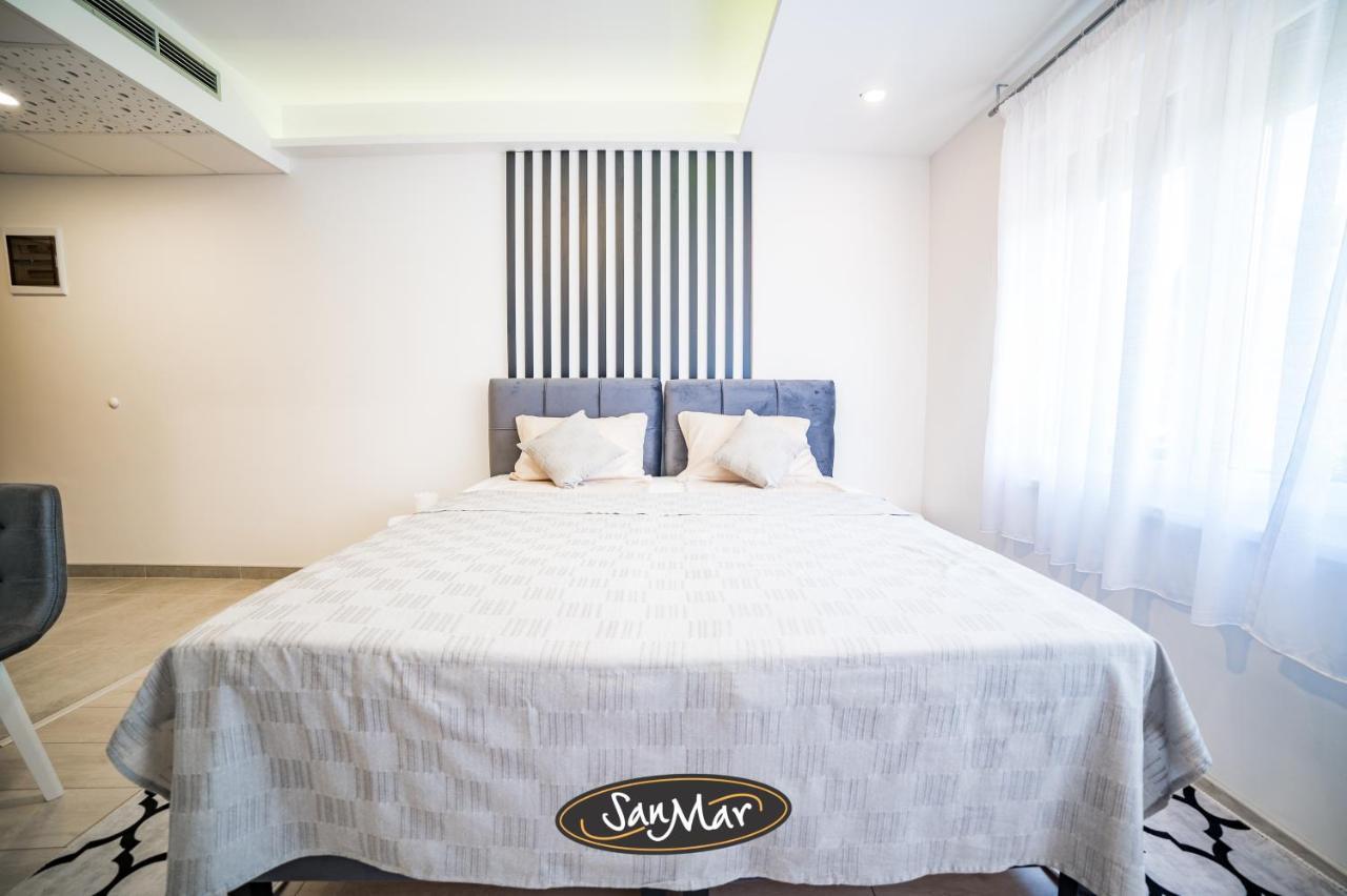 San-Mar Apartments Tuzla Eksteriør bilde