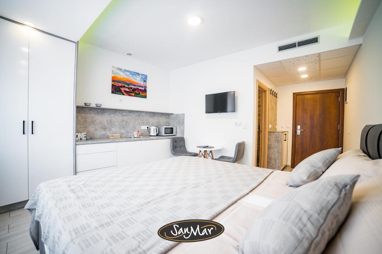 San-Mar Apartments Tuzla Eksteriør bilde